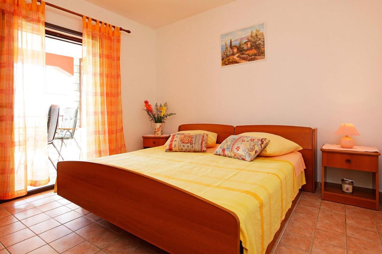 Apartmani Doro Vela Luka Ngoại thất bức ảnh